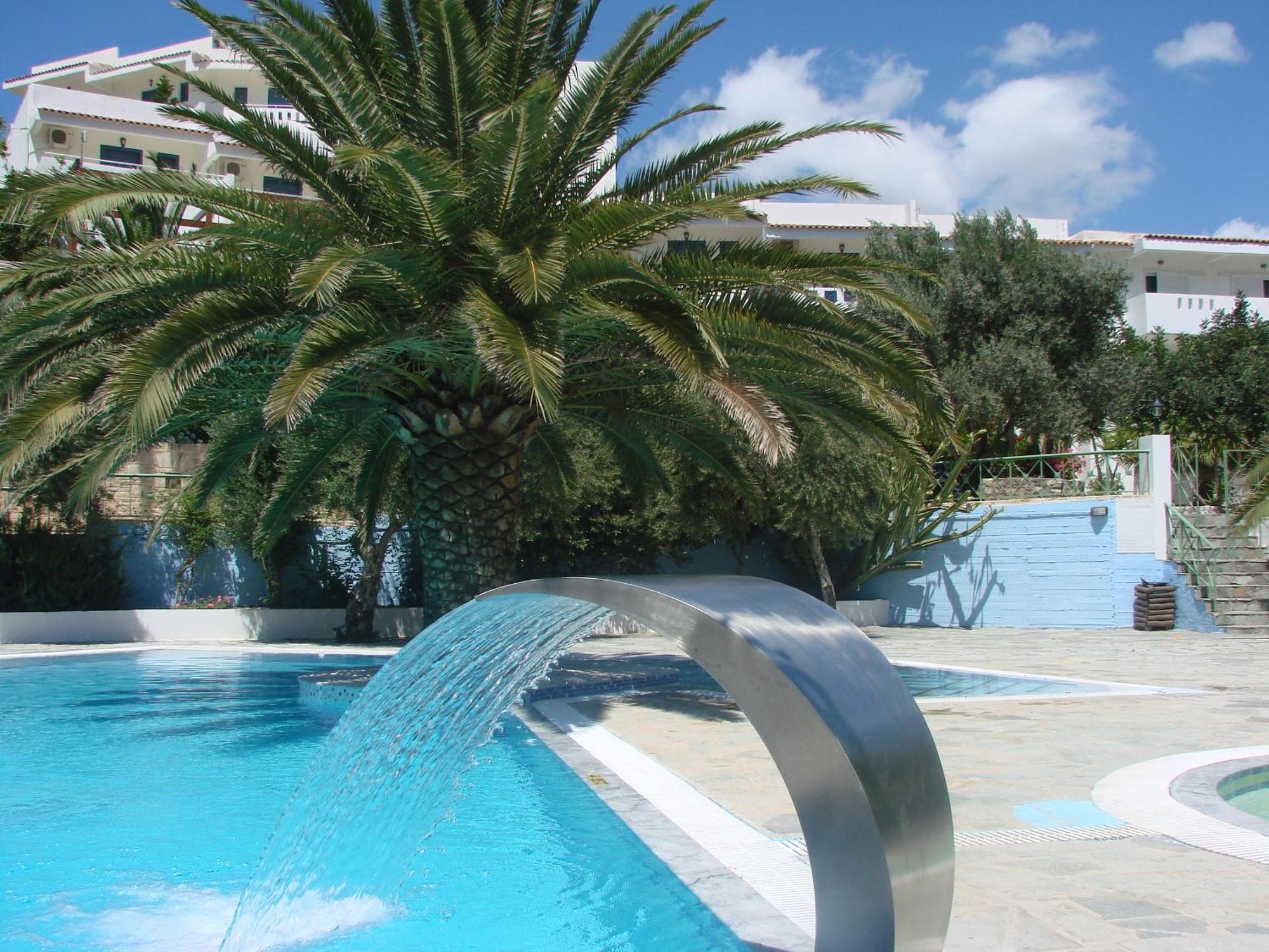 Neos Ikaros Hotel Agia Galini  Exterior photo