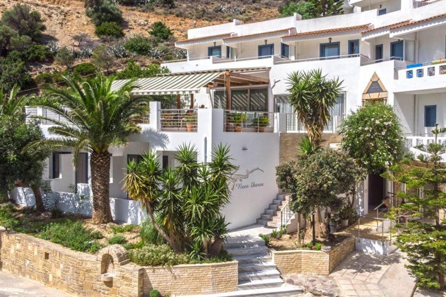 Neos Ikaros Hotel Agia Galini  Exterior photo